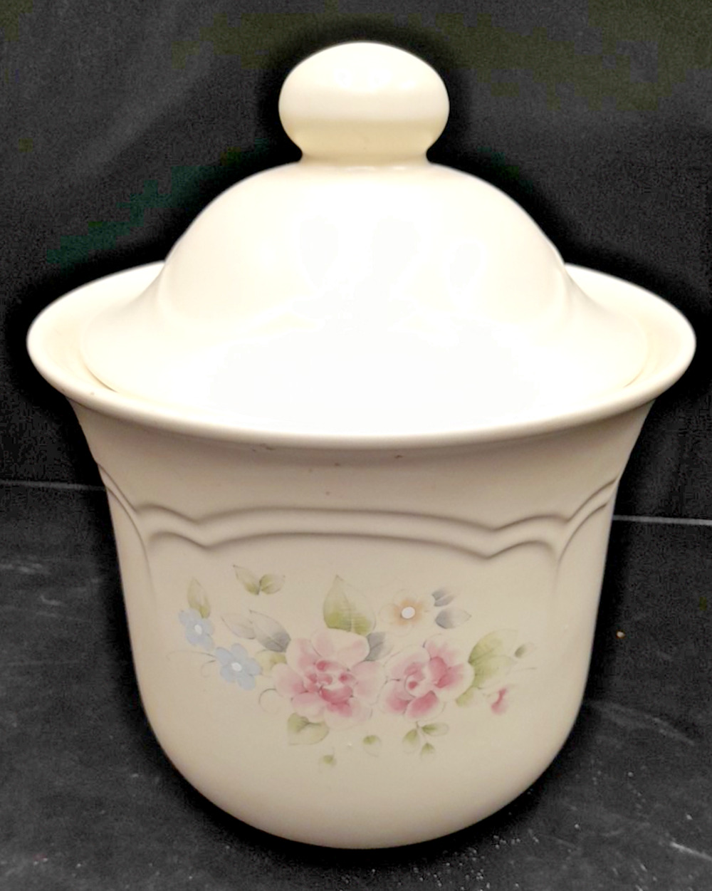 Pfaltzgraff Small Tea Rose Canister 7" Flour Sugar Jar w/ Lid Floral USA VTG